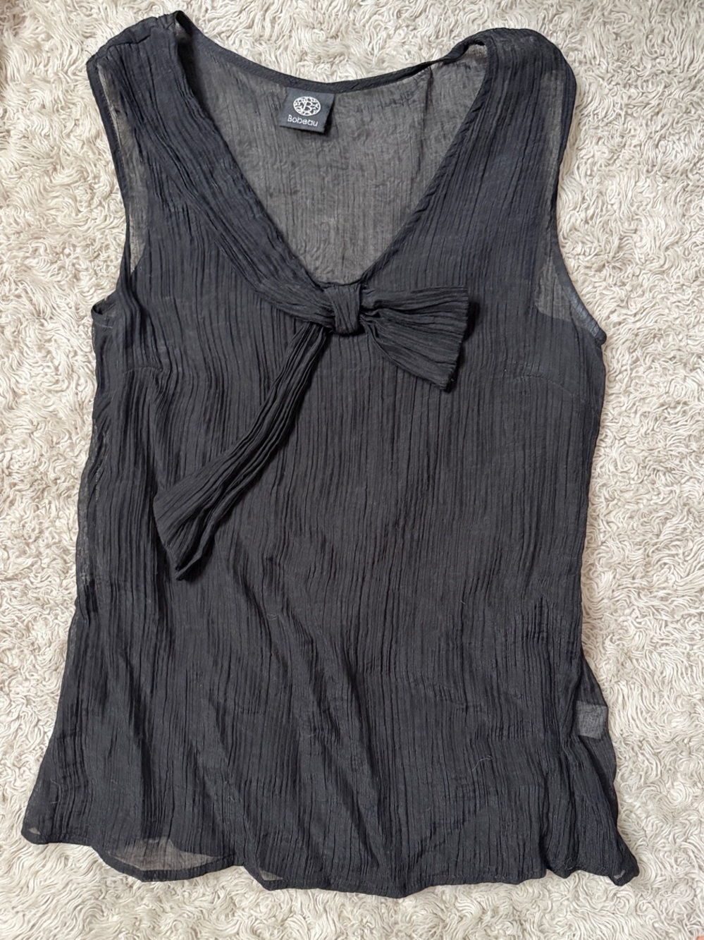 bobeau Black Textured V-Neck Bow-Detail Sleeveless Camisole
